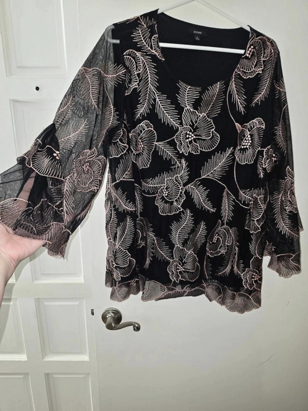 Alfani Floral Tunic in Black & Pink Size 2X Like New